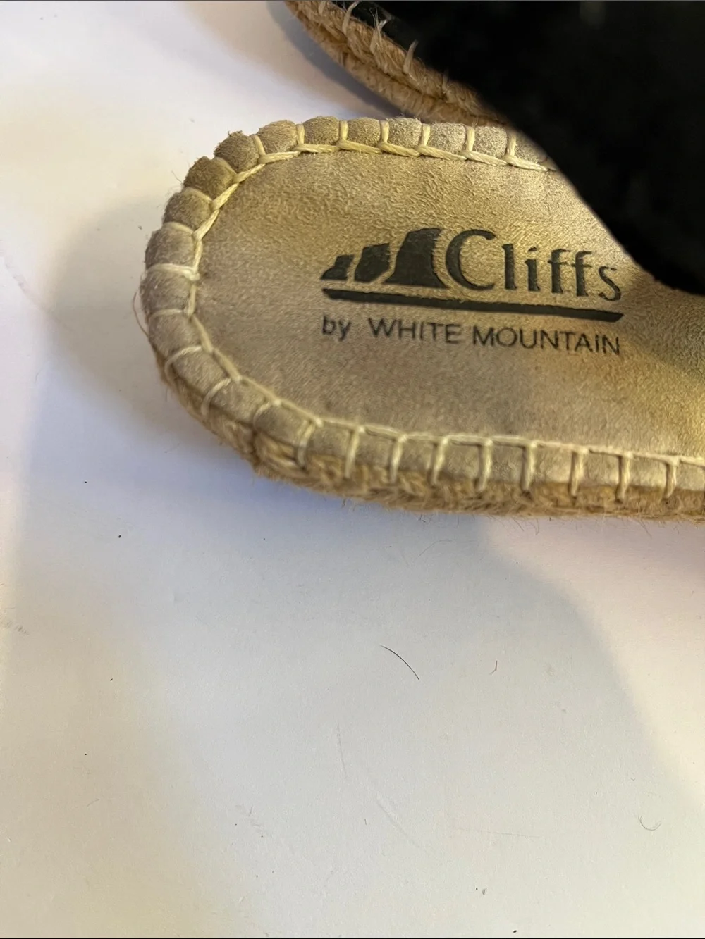 Cliffs by WHITE MOUNTAIN Black Slingback Espadrille Flats with Flower Accent